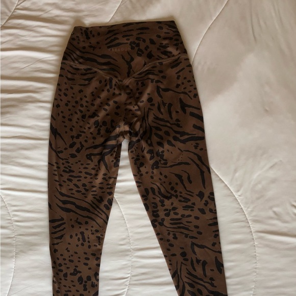 Paragon Fitwear Pants - Paragon Fitwear Zebra Sculptseam Leggings